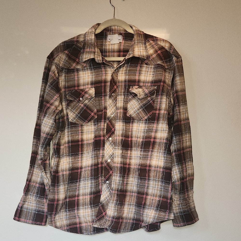 Wrangler Casual Men's Plaid Shirt - Brown and Pink